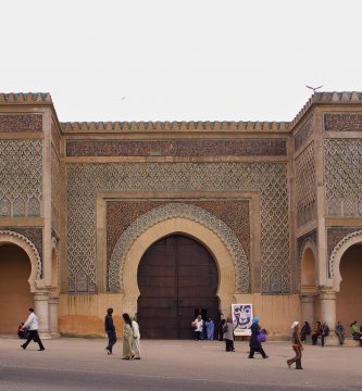La Puerta de Bab Mansour: un impresionante ejemplo de la arquitectura marroquí en Meknes